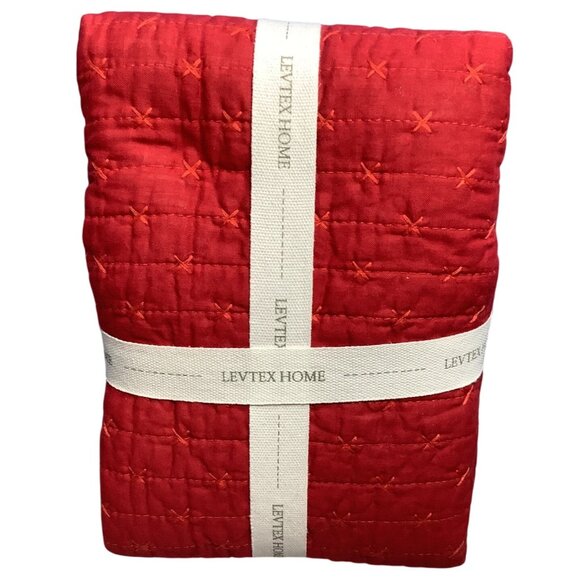2 Levtex Home Red Euro Sham Cross Stitch 26" X 26" Cotton Timeless Collections - Picture 3 of 5